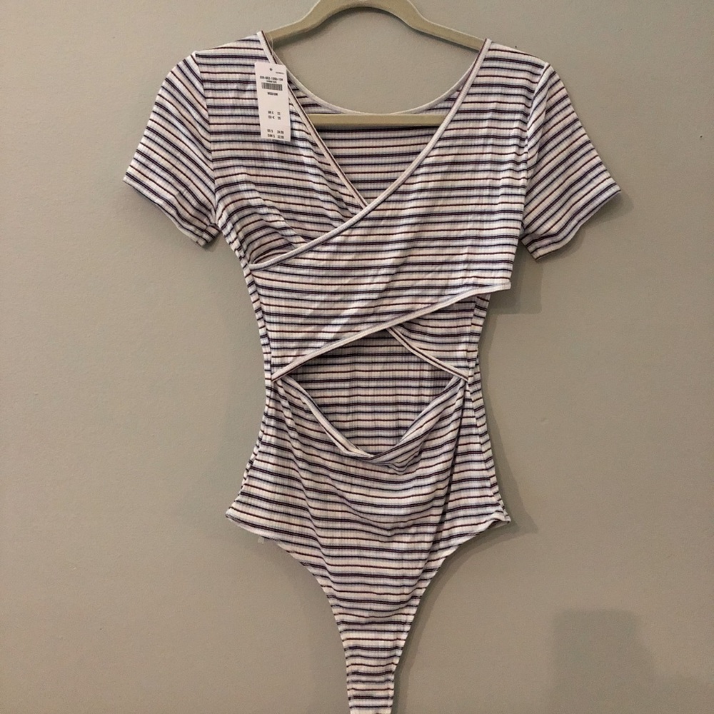 HOLLISTER Cut Out Bodysuit